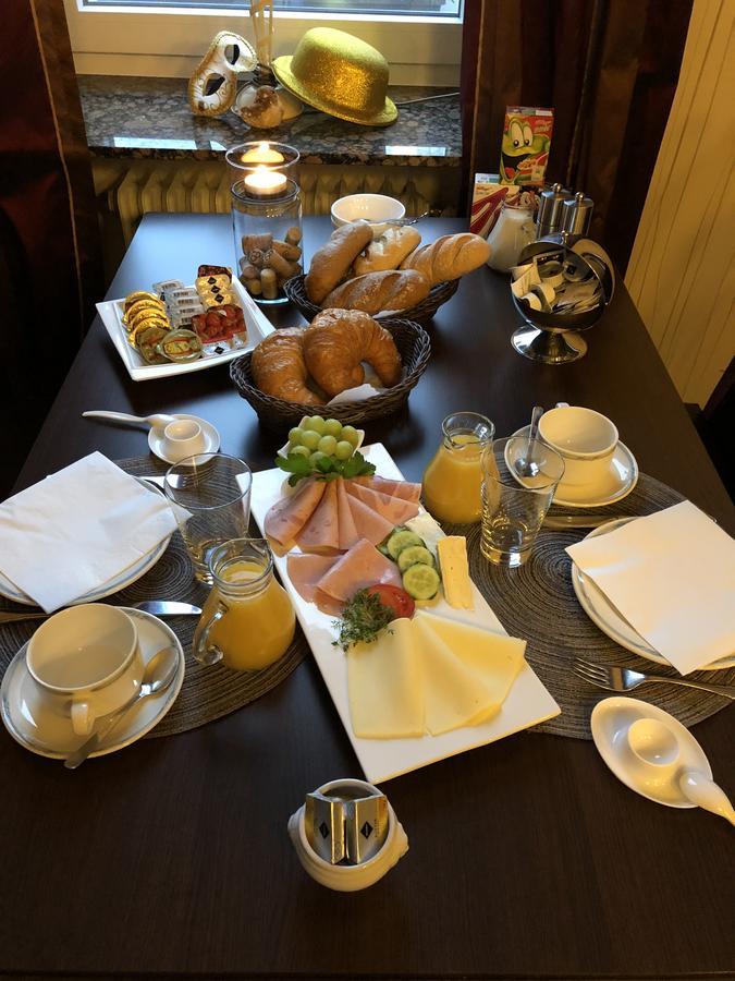 Frischbier'S Gaestezimmer Schmelz-Primsweiler ภายนอก รูปภาพ